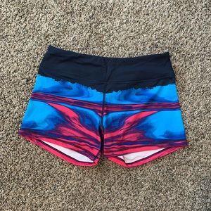 Born primitive shorts